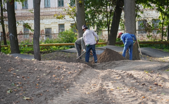 В Мирнинском районе в ходе археологических работ нашли множество древних артефактов